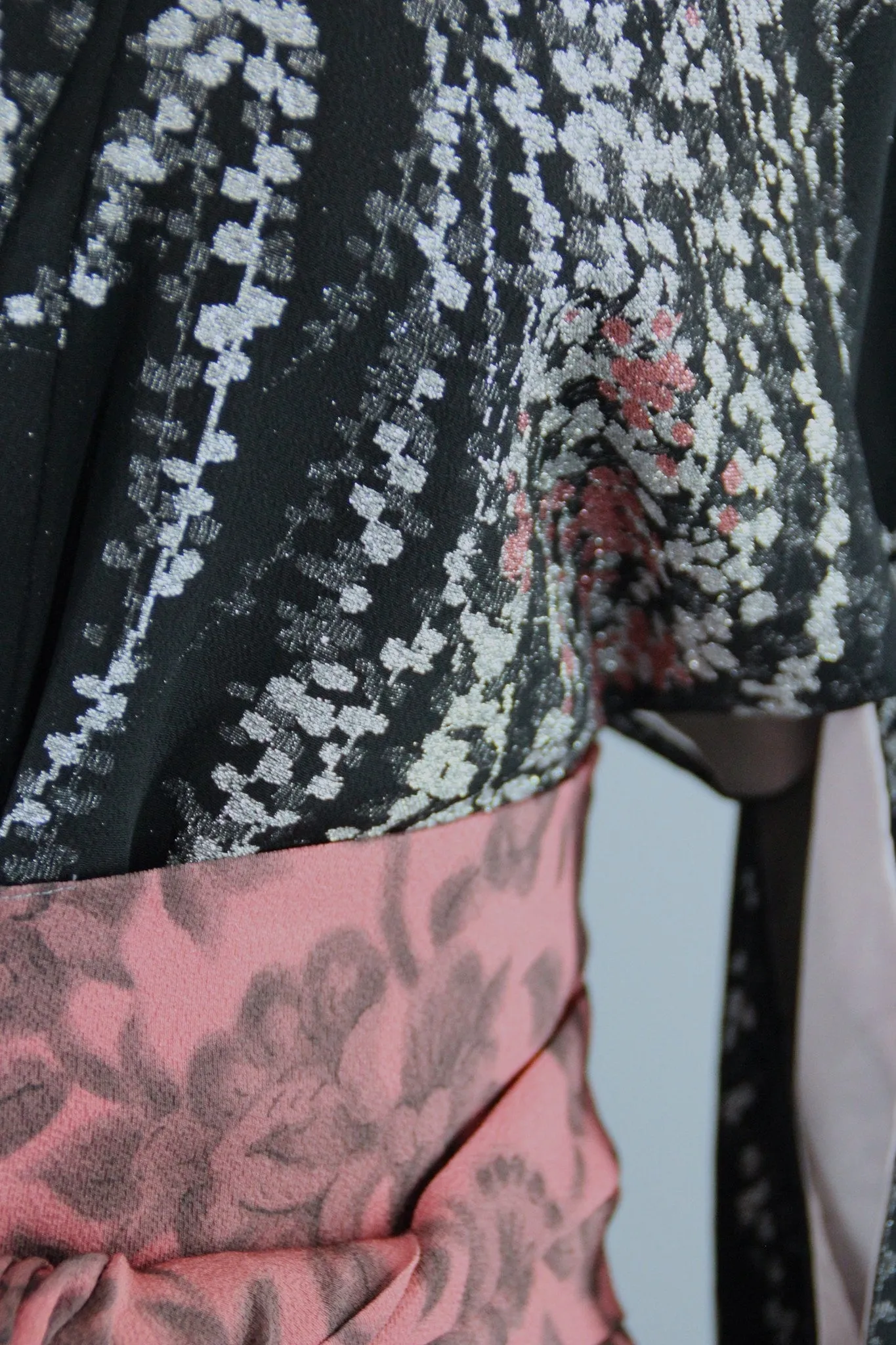 1940s Vintage Silk Kimono Robe / Black Silver Urushi Embroidery