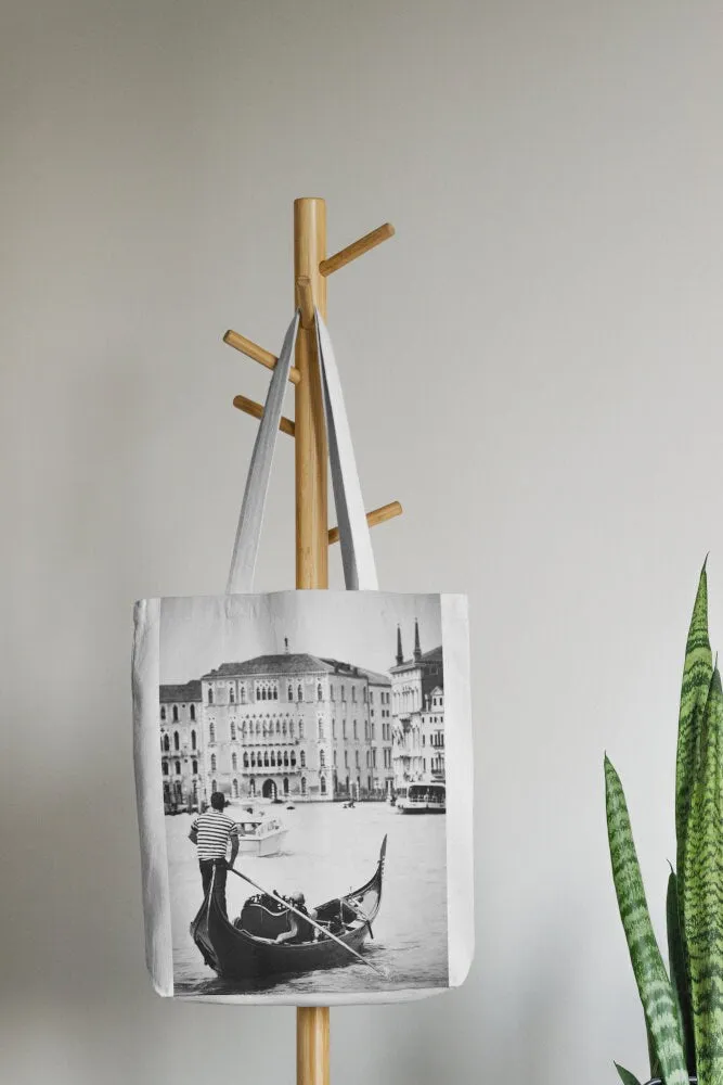 Black And White Venice Poster PRINTABLE WALL ART, Venice Wall Art, Retro Travel Poster, Italy Travel Poster, Coastal Wall Decor, Venice Canal