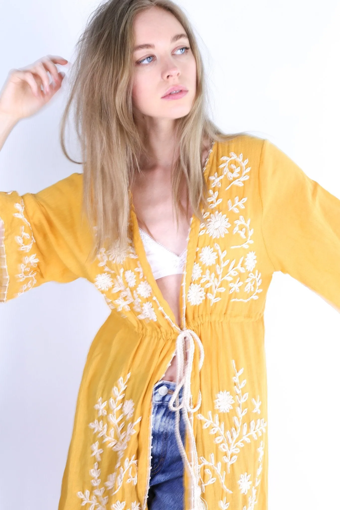CALIFORNIA LOVE MIA EMBROIDERED KIMONO DUSTER