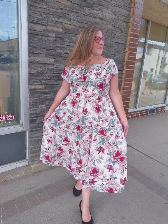 Dress - Off Shoulders Pink Pineapple