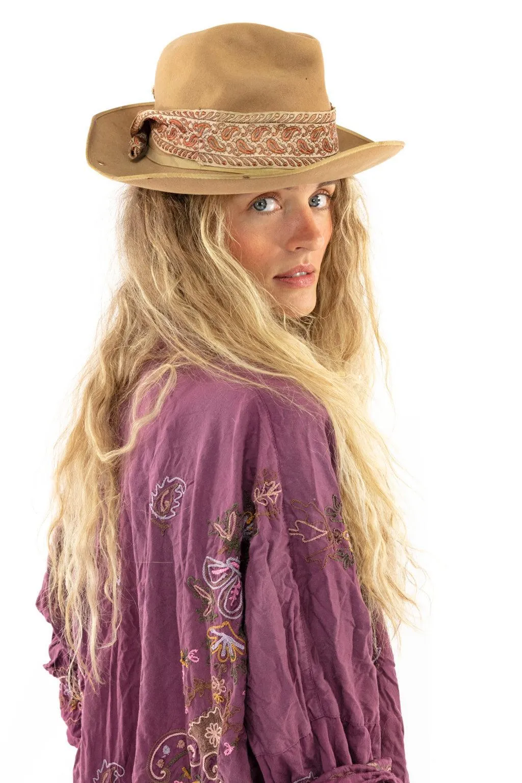 Embroidered Belinay Kimono