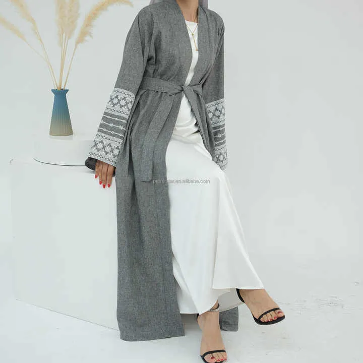 PROMISTAR Oversized Embroidered-عباية بروميستار كبيرة