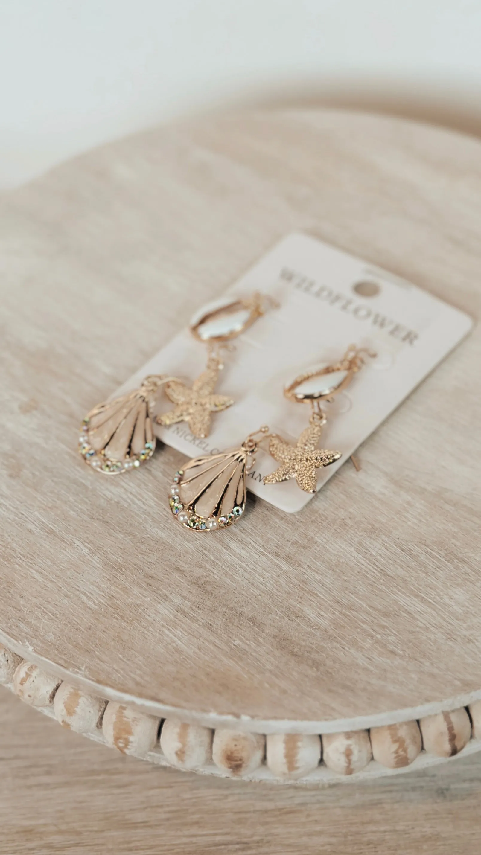 The One with the Waves Earrings Set