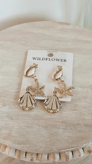The One with the Waves Earrings Set